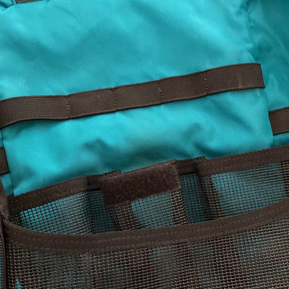 L.L. Bean Travel Toiletry Bag Shade of Blue or Green - Picture 13 of 17